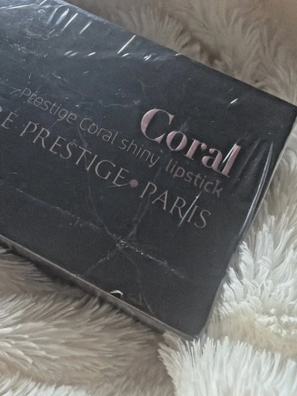 LA PRÉDIRÉ PRESTIGE PARIS Prestige CORALl Shiny Lipstick Shining-02 NIB
